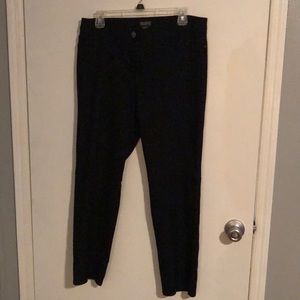 Soho women’s stretch pants. Never worn!